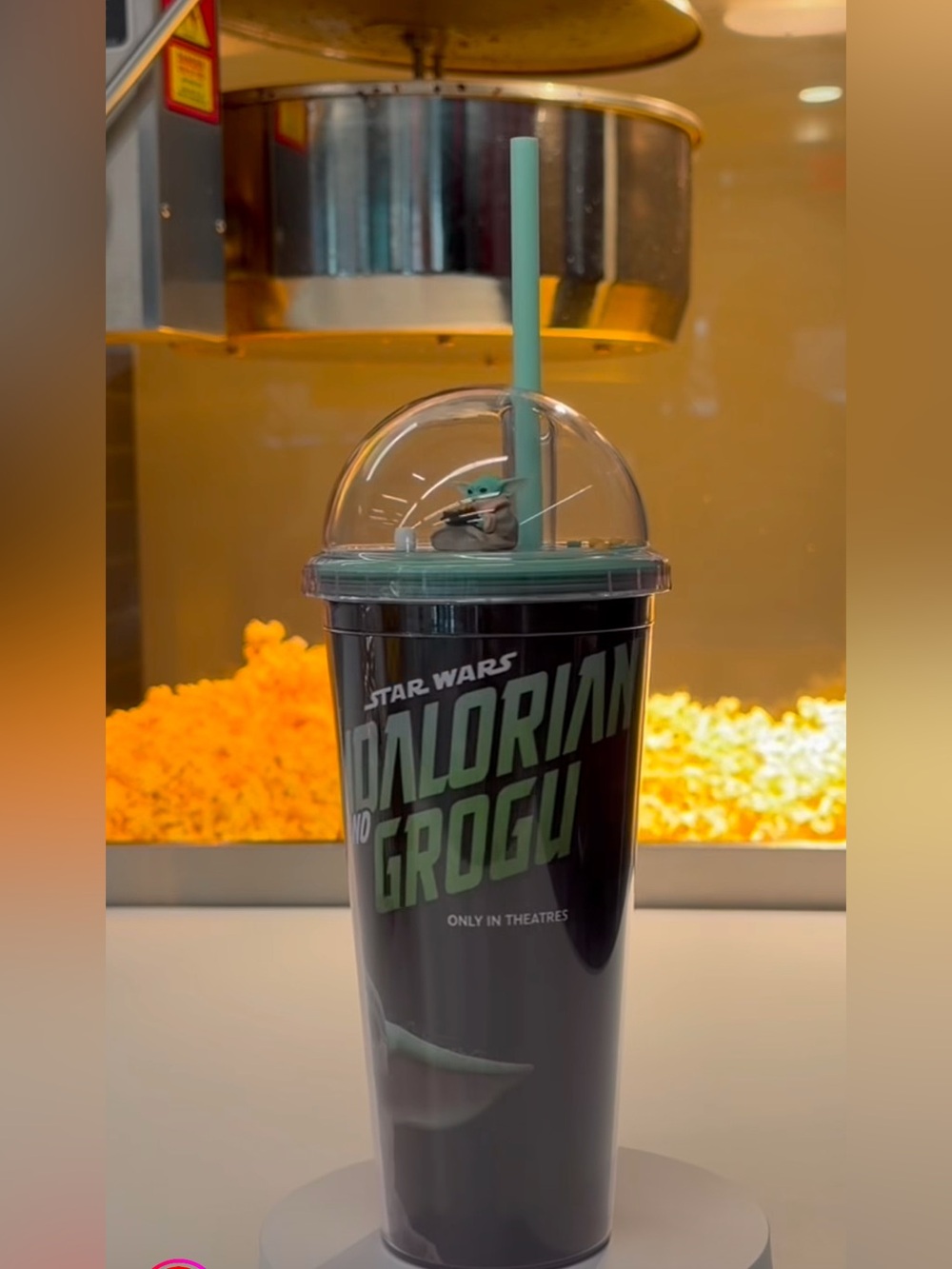Star Wars Mandalorian & Grogu Dome Tumbler w Straw-Cinemark Exclusive NWT! - Picture 6 of 13